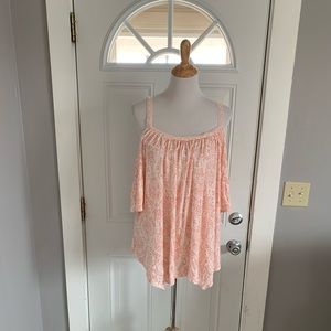 Mudd cold shoulder top